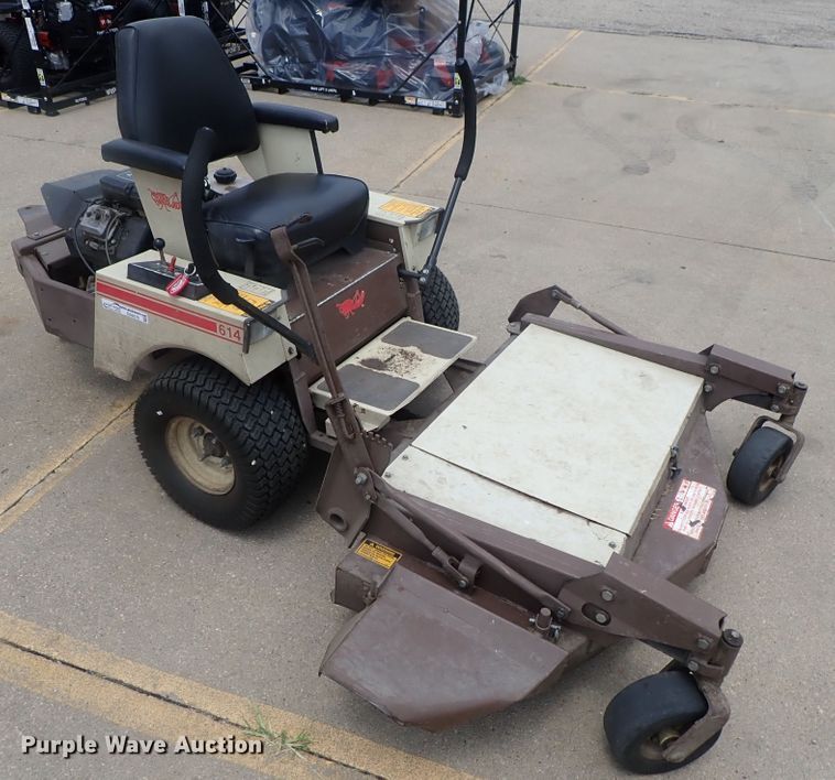 image for item GS9270 Grasshopper 614 ZTR lawn mower