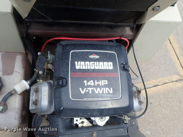 image for item GS9270 Grasshopper 614 ZTR lawn mower