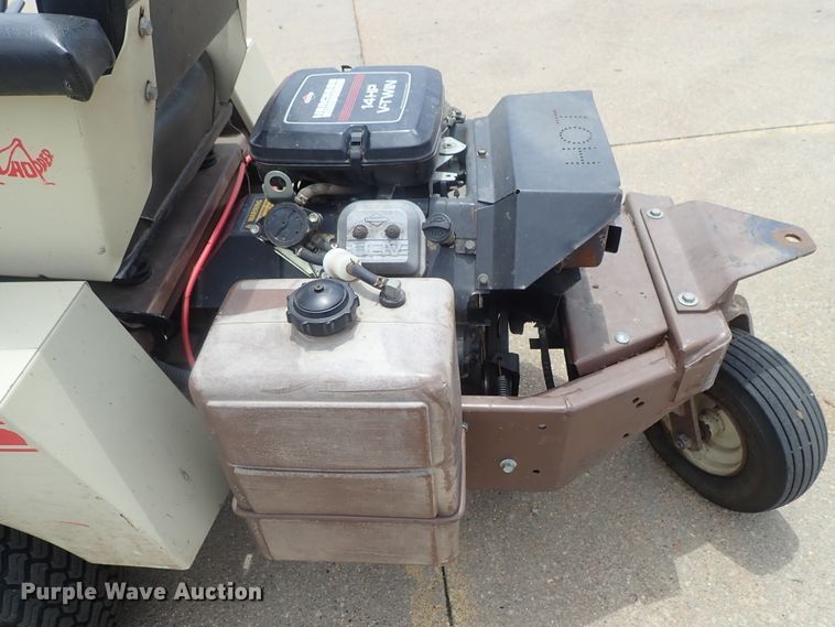 image for item GS9270 Grasshopper 614 ZTR lawn mower