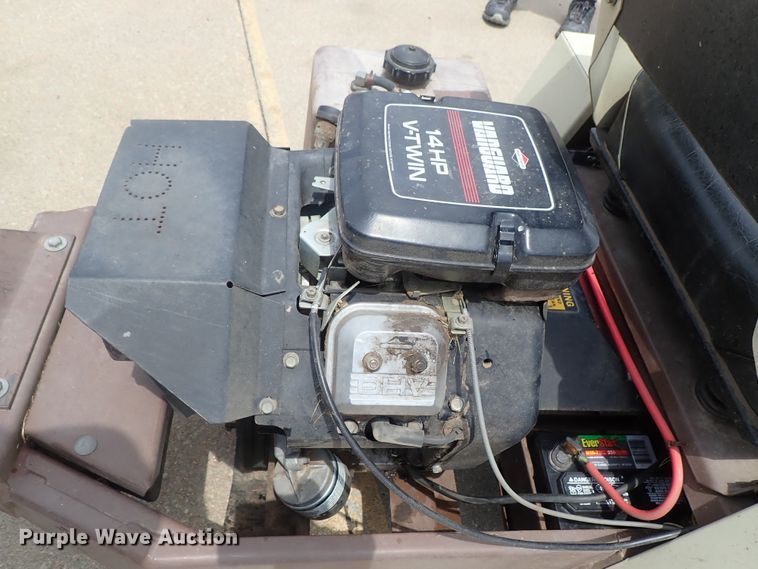 image for item GS9270 Grasshopper 614 ZTR lawn mower