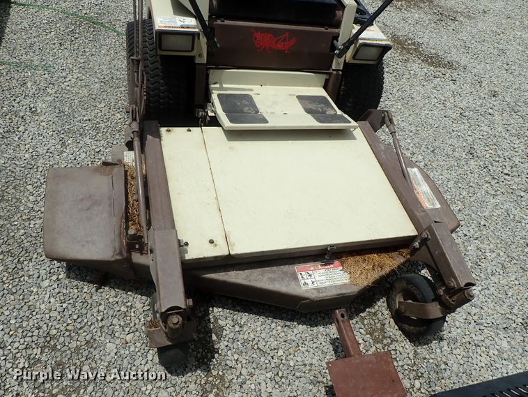 image for item GS9271 Grasshopper 718 ZTR lawn mower