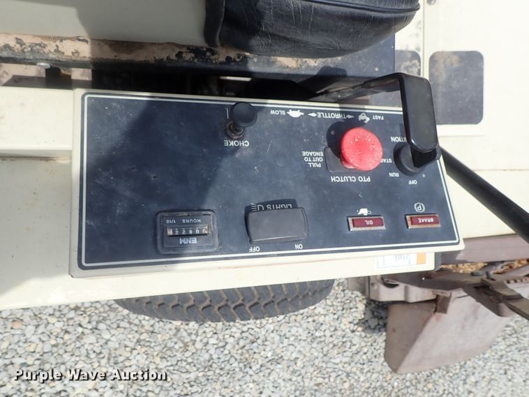 image for item GS9271 Grasshopper 718 ZTR lawn mower