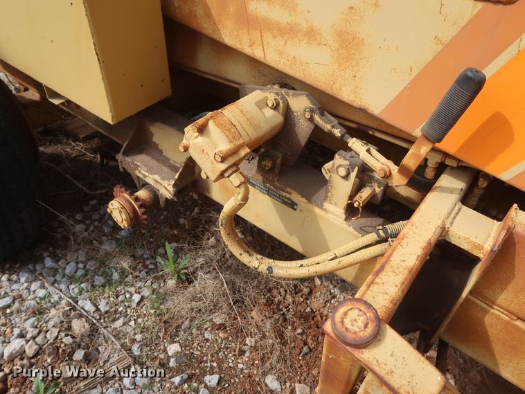 image for item GS9794 Grove SM42RT  scissor lift