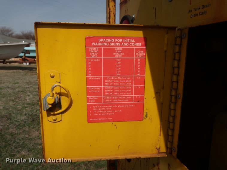 image for item GS9795 1988 Hesco 150010  generator