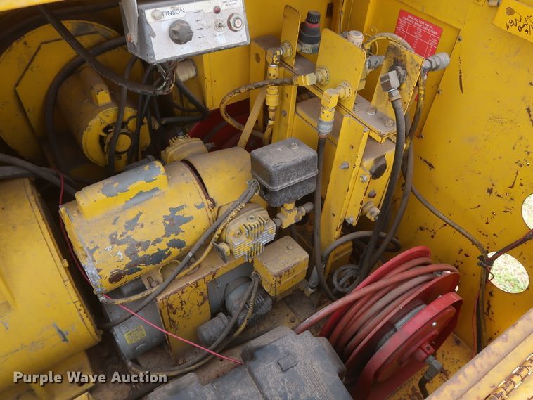 image for item GS9795 1988 Hesco 150010  generator