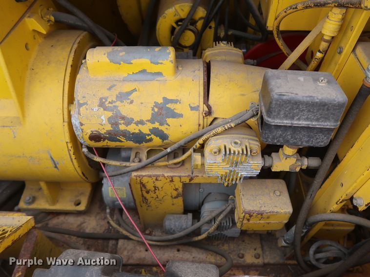 image for item GS9795 1988 Hesco 150010  generator