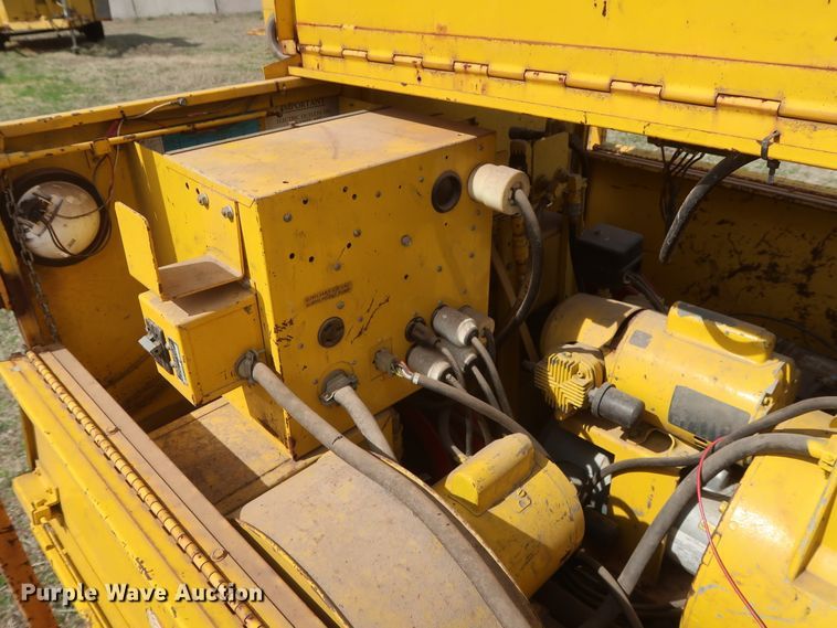 image for item GS9795 1988 Hesco 150010  generator