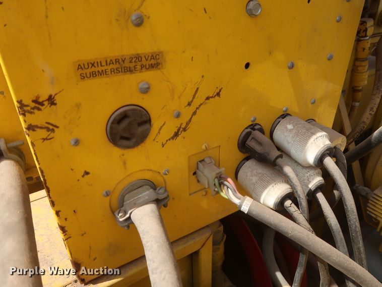 image for item GS9795 1988 Hesco 150010  generator