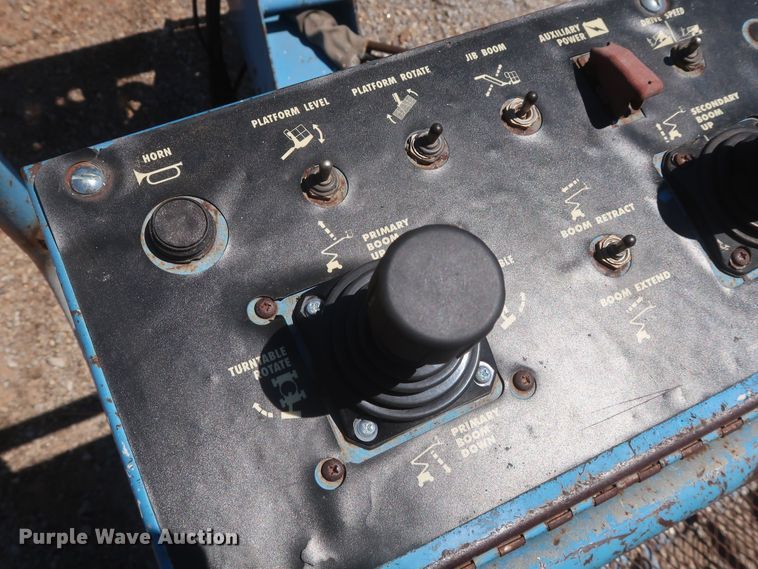 image for item GS9990 1999 Genie Z-60/34  boom lift