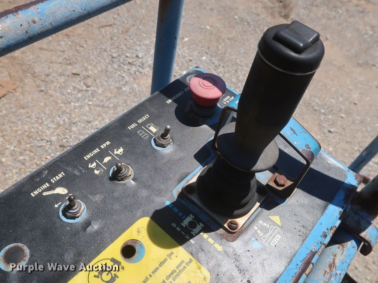 image for item GS9990 1999 Genie Z-60/34  boom lift