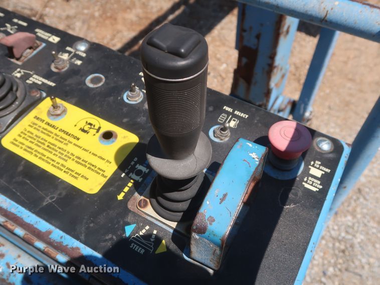 image for item GS9990 1999 Genie Z-60/34  boom lift