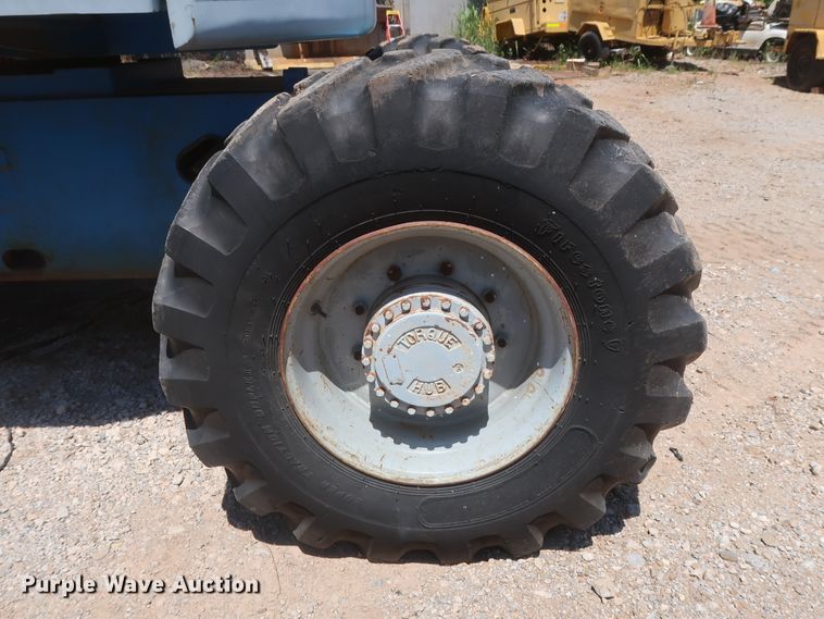 image for item GS9990 1999 Genie Z-60/34  boom lift