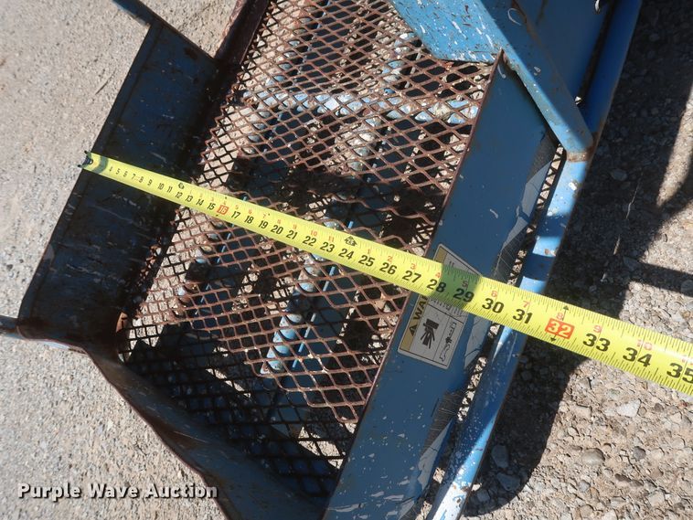 image for item GS9990 1999 Genie Z-60/34  boom lift