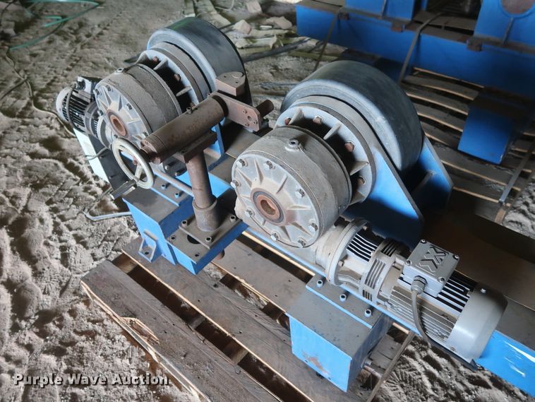 image for item GS9995 2015 Chengdu Lijia Science and Technology JT-3 tank weld roller