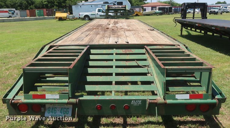 image for item GS9997 2001 Elite equipment trailer