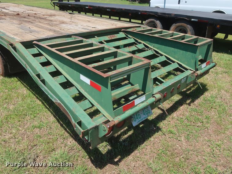 image for item GS9997 2001 Elite equipment trailer