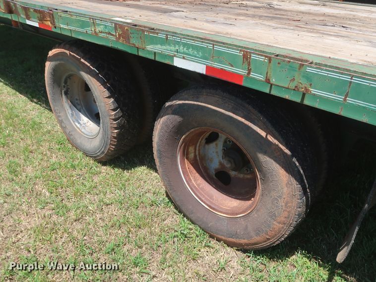 image for item GS9997 2001 Elite equipment trailer