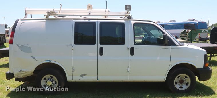 image for item GS9998 2012 Chevrolet Express 2500  van