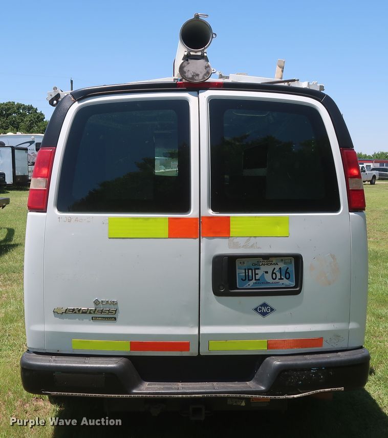 image for item GS9998 2012 Chevrolet Express 2500  van