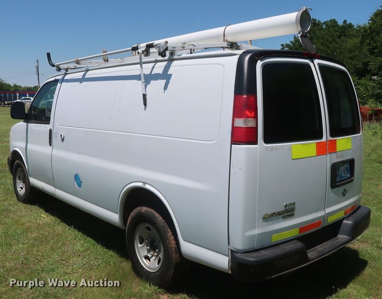 image for item GS9998 2012 Chevrolet Express 2500  van