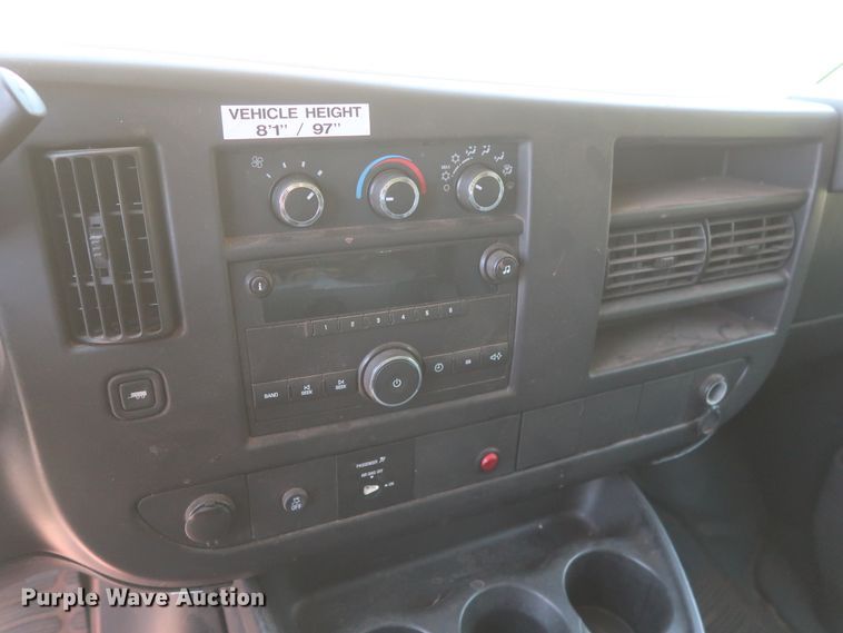 image for item GS9998 2012 Chevrolet Express 2500  van