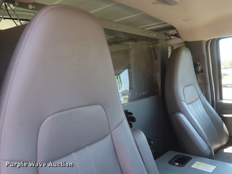 image for item GS9998 2012 Chevrolet Express 2500  van
