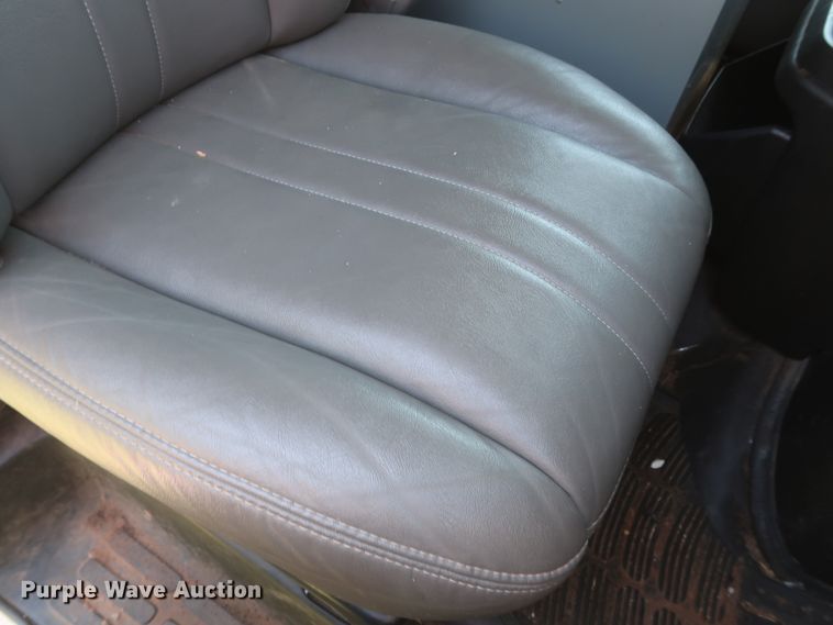 image for item GS9998 2012 Chevrolet Express 2500  van