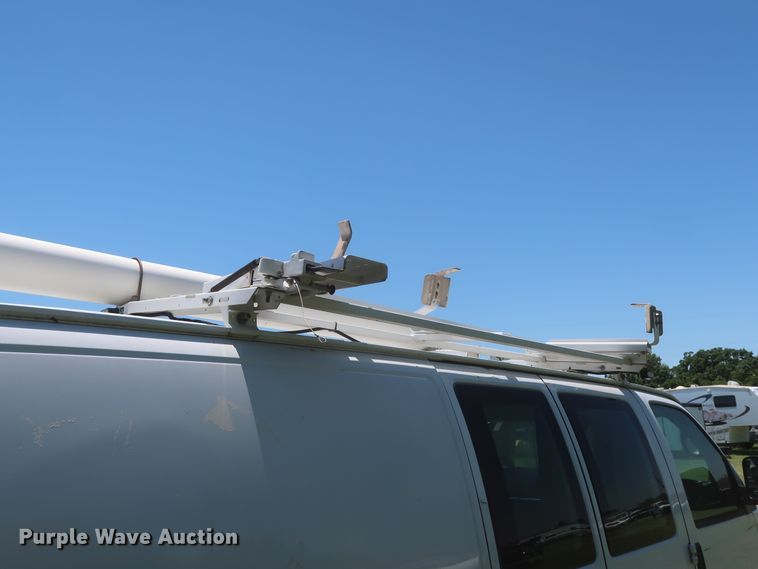 image for item GS9998 2012 Chevrolet Express 2500  van