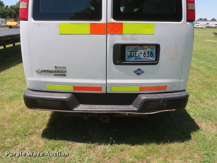 image for item GS9998 2012 Chevrolet Express 2500  van
