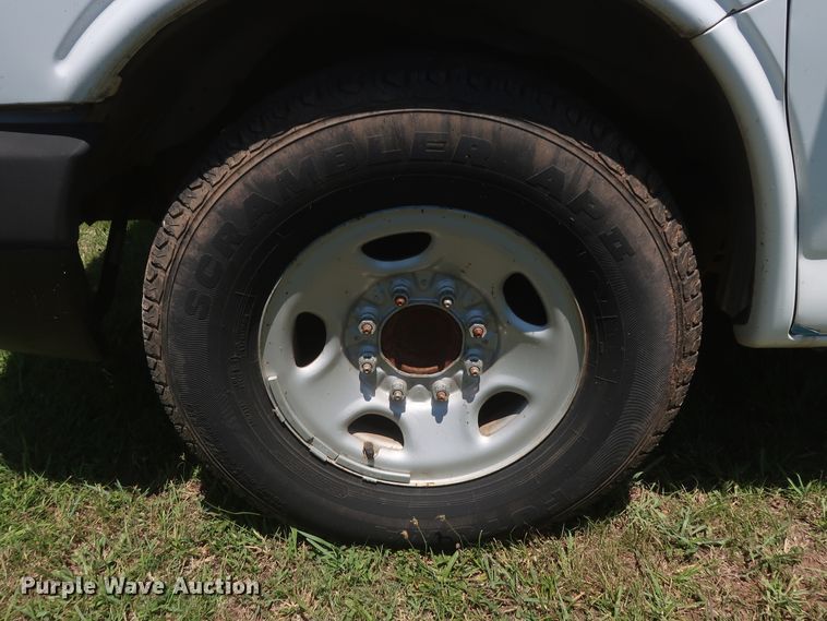 image for item GS9998 2012 Chevrolet Express 2500  van