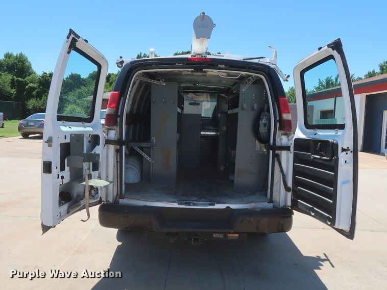 image for item GS9999 2012 Chevrolet Express 2500  van