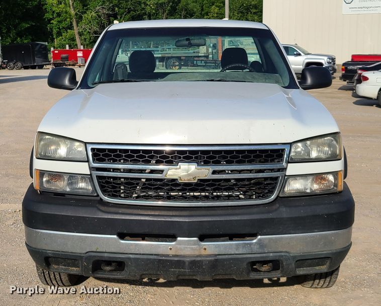 image for item GT9146 2007 Chevrolet Silverado 2500  pickup truck