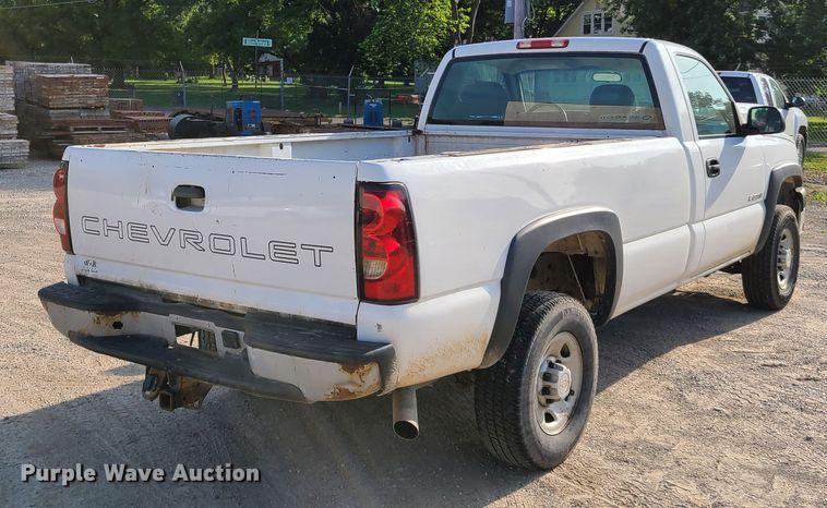 image for item GT9146 2007 Chevrolet Silverado 2500  pickup truck