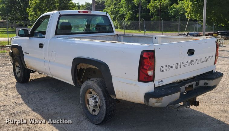 image for item GT9146 2007 Chevrolet Silverado 2500  pickup truck