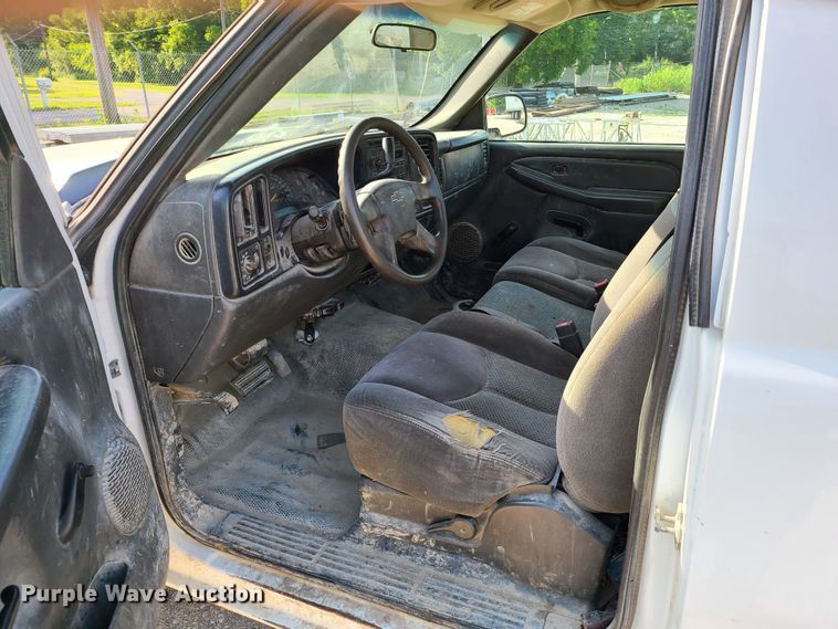 image for item GT9146 2007 Chevrolet Silverado 2500  pickup truck