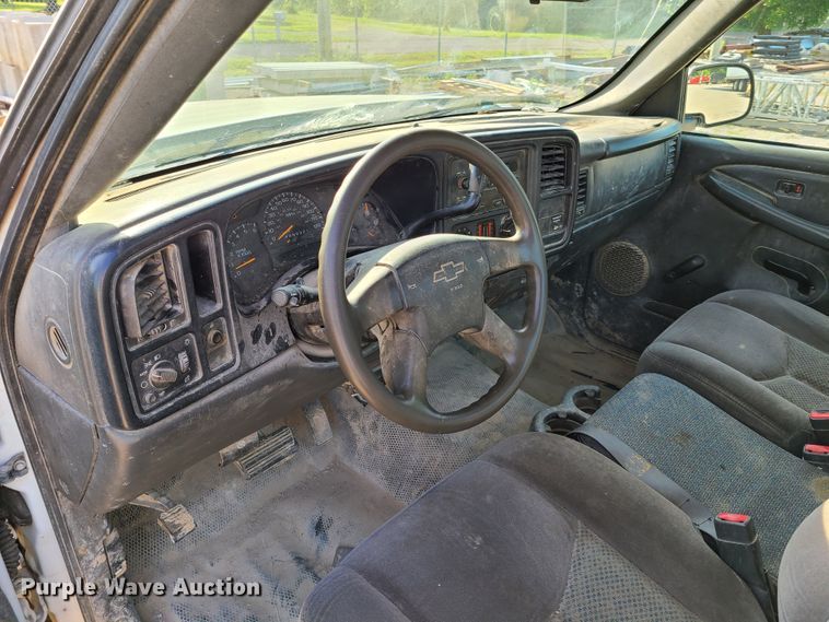 image for item GT9146 2007 Chevrolet Silverado 2500  pickup truck