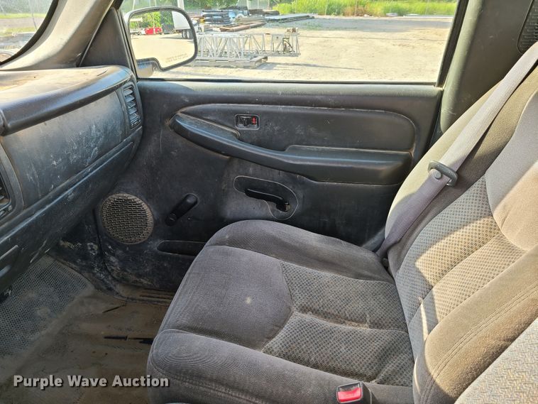 image for item GT9146 2007 Chevrolet Silverado 2500  pickup truck