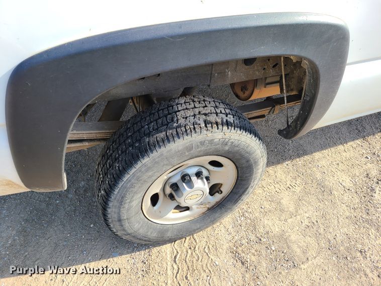 image for item GT9146 2007 Chevrolet Silverado 2500  pickup truck