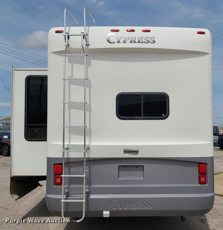 image for item GT9168 2008 Cypress Newmar  camper