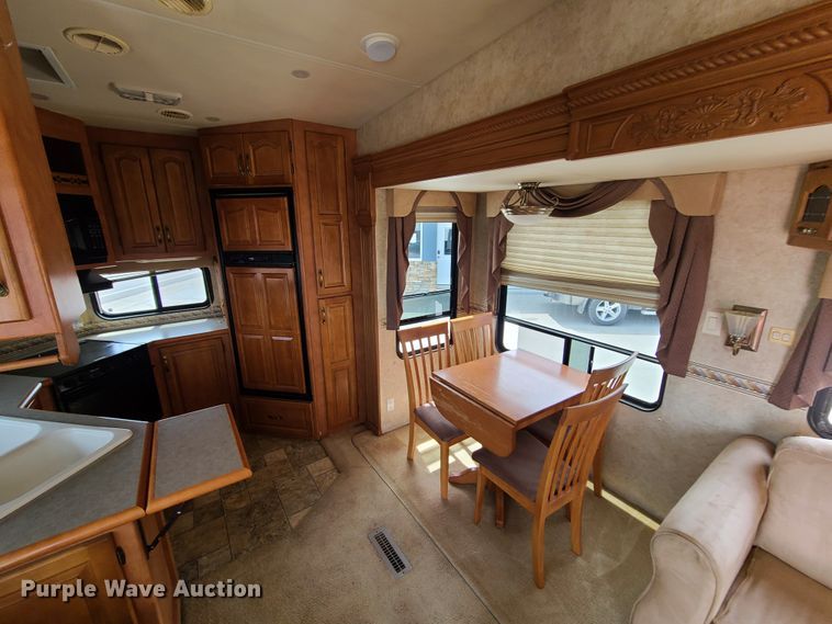 image for item GT9168 2008 Cypress Newmar  camper