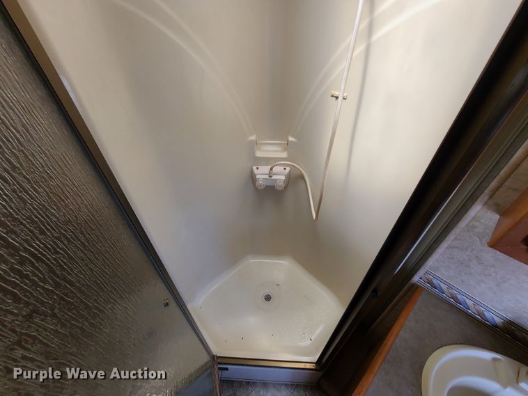 image for item GT9168 2008 Cypress Newmar  camper