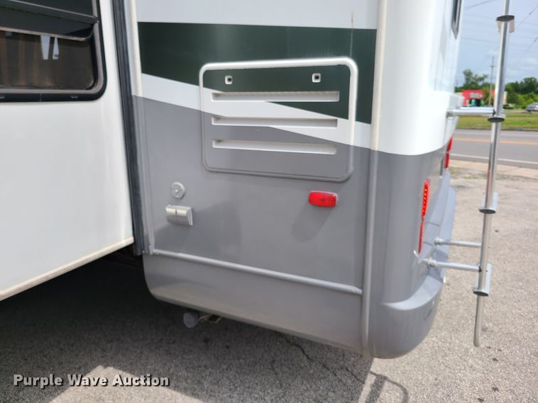 image for item GT9168 2008 Cypress Newmar  camper