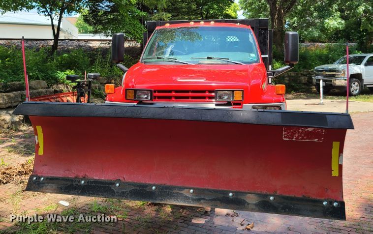 image for item GT9192 2003 Chevrolet C4500  dump truck