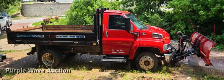 image for item GT9192 2003 Chevrolet C4500  dump truck