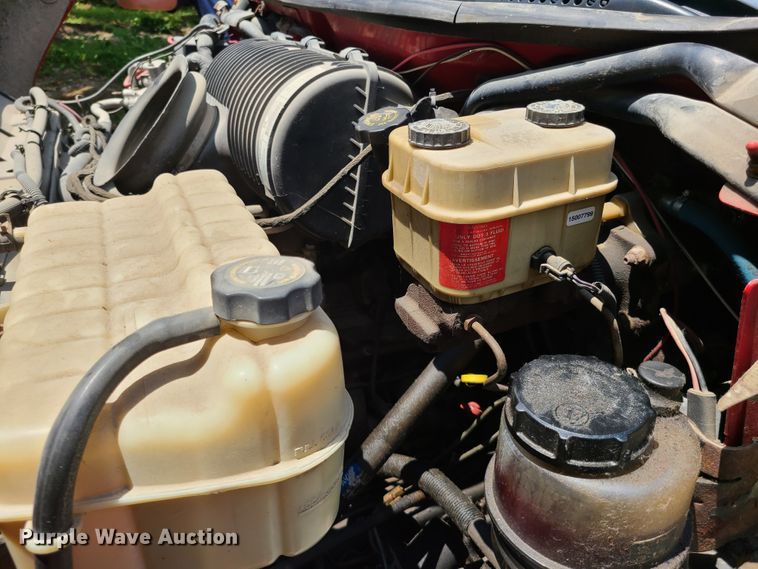 image for item GT9192 2003 Chevrolet C4500  dump truck