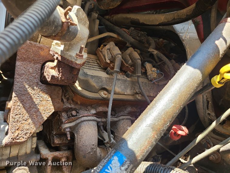 image for item GT9192 2003 Chevrolet C4500  dump truck