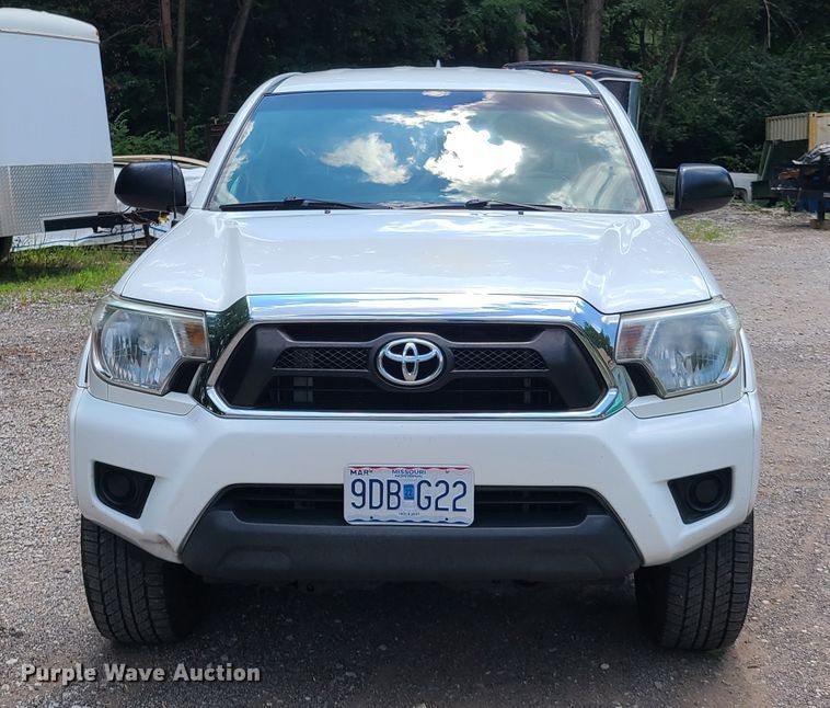 image for item GT9193 2012 Toyota Tacoma  Access Cab pickup truck