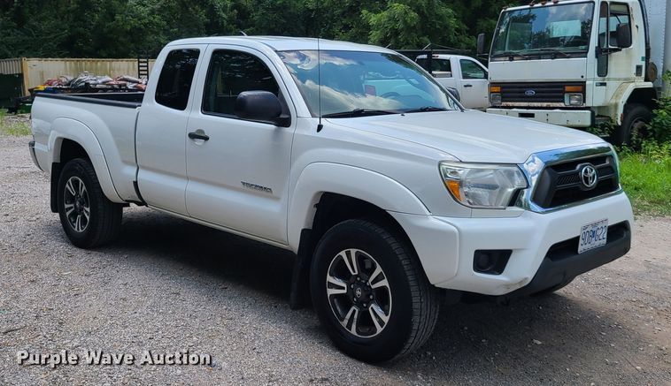 image for item GT9193 2012 Toyota Tacoma  Access Cab pickup truck