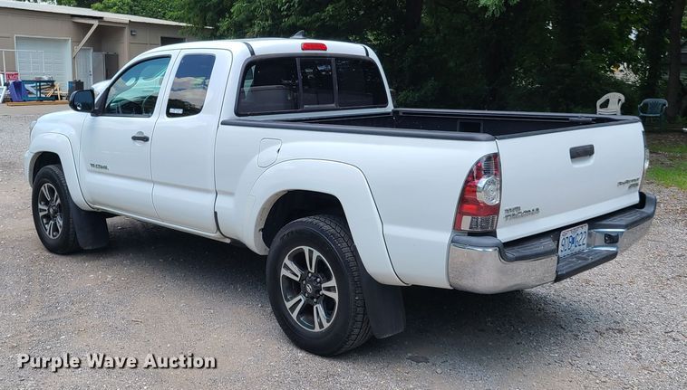 image for item GT9193 2012 Toyota Tacoma  Access Cab pickup truck