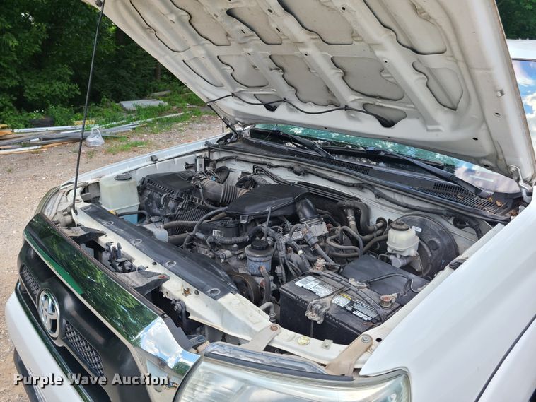 image for item GT9193 2012 Toyota Tacoma  Access Cab pickup truck